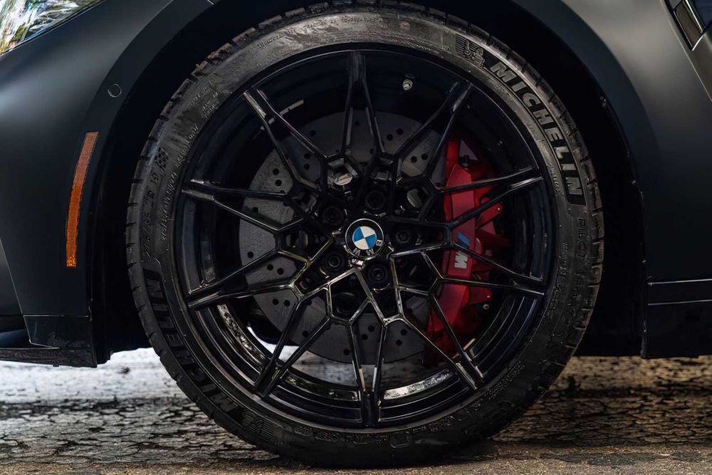 BMW M4 Competition      2022