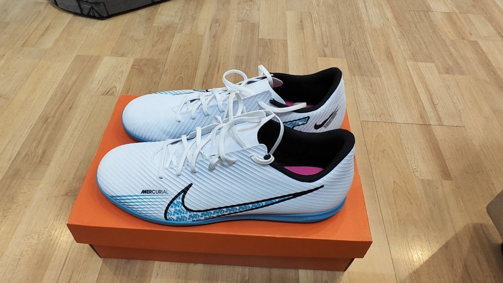 Nike Mercurial Vapor 15 Club IC | r.44 | jak nowe | halówki