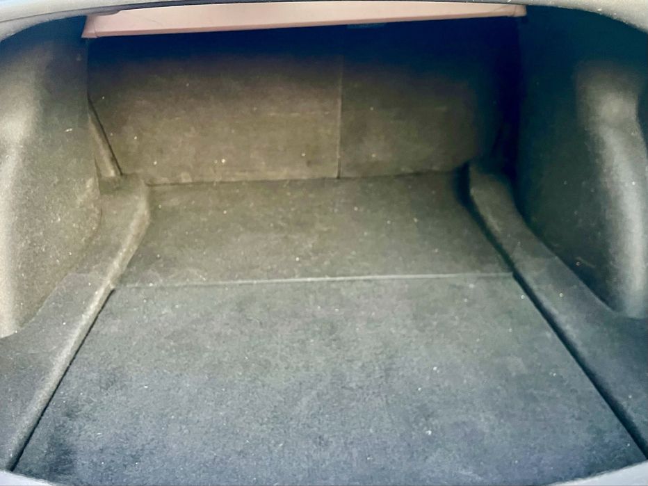 Tesla Model 3 Standard RWD Plus de 2020 IVA dedutível, praticamente novo