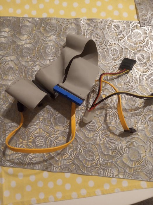 Akcesoria przewody komputerowe