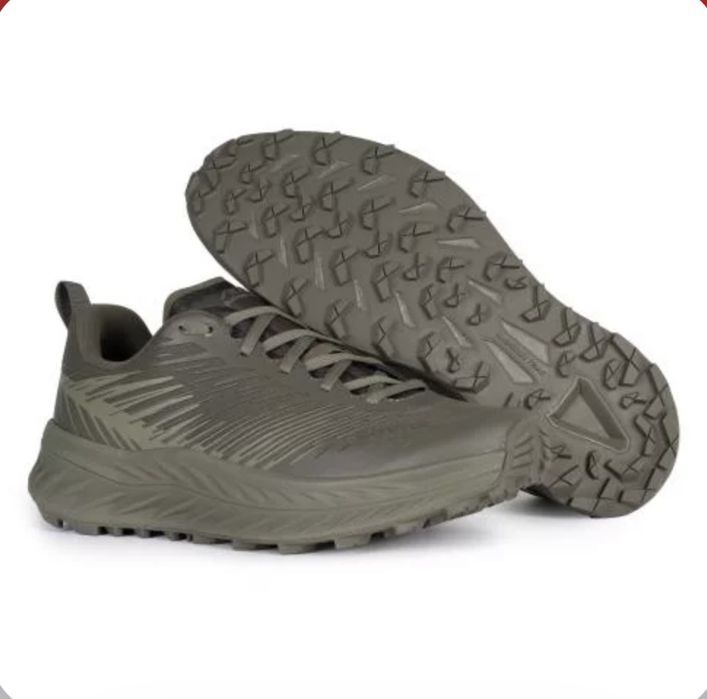 41р, 42р, 43.5р, 45р. Кросівки LOWA Fortux Lo Ranger Green берці