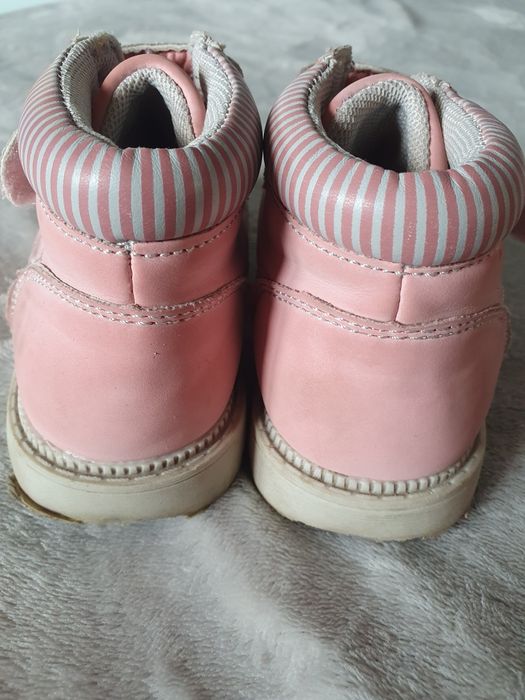 Buty przejściowe wiosenno-jesienne trapery pudrowy róż Youngstyle r.24