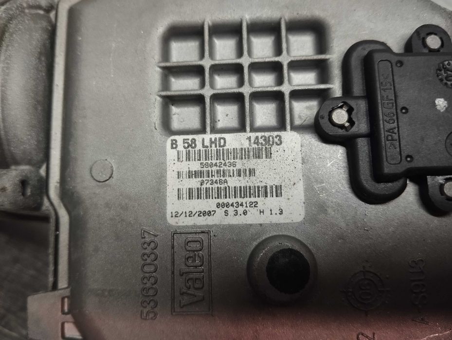 MOTOR DO LIMPA VIDROS FRENTE DIREITO / ESQUERDO CITROEN C4  PICASSO I  B58LHP 53042446 B58LHD 53042436