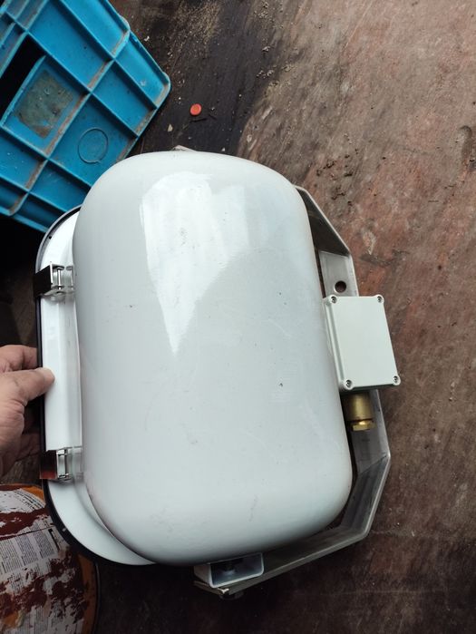 Naświetlacz morski Famor