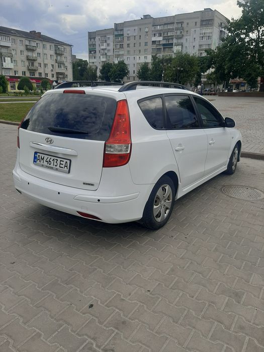 Продам Хюндай i30cw 2011