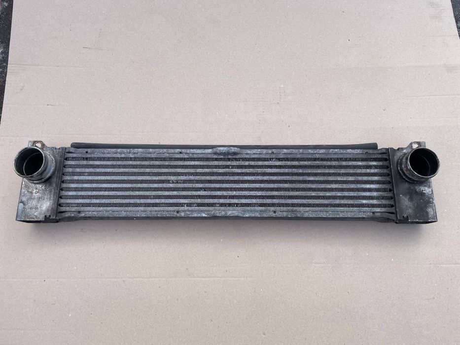 Радиатор интеркулера на VITO VIANO W639