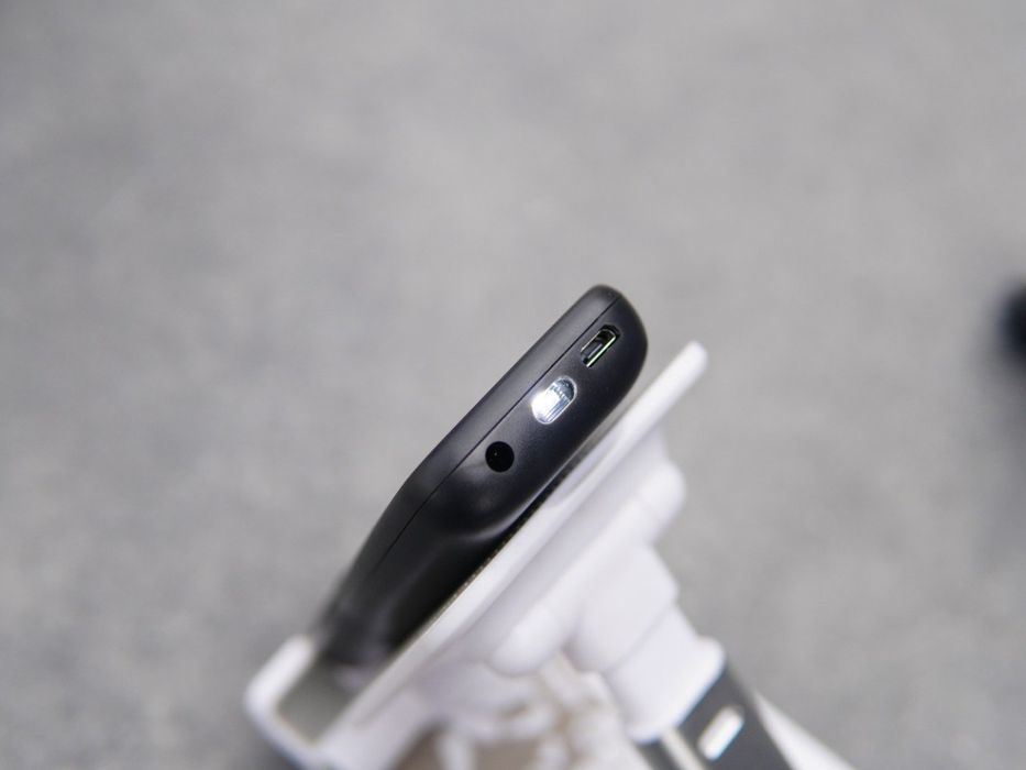 Телефон кнопочний Nokia 106 DS