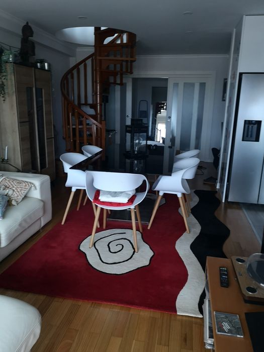 Apartamento duplex  em condomínio fechado
