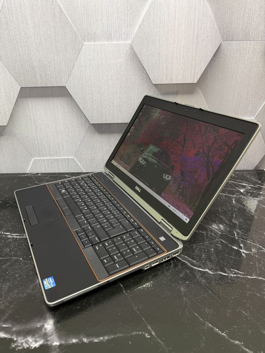 Ноутбук Dell Latitude E6520