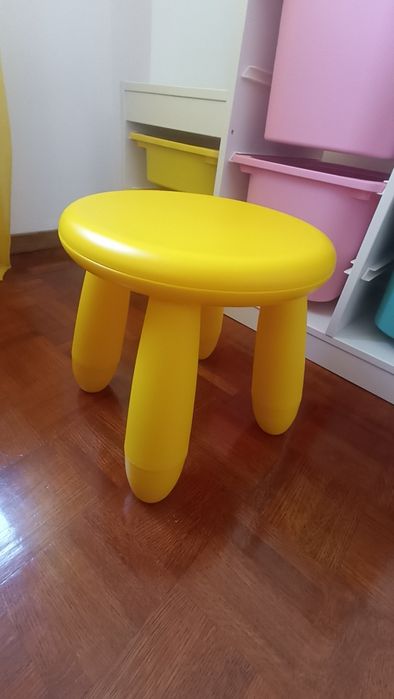 Banco MAMMUT (Amarelo) IKEA