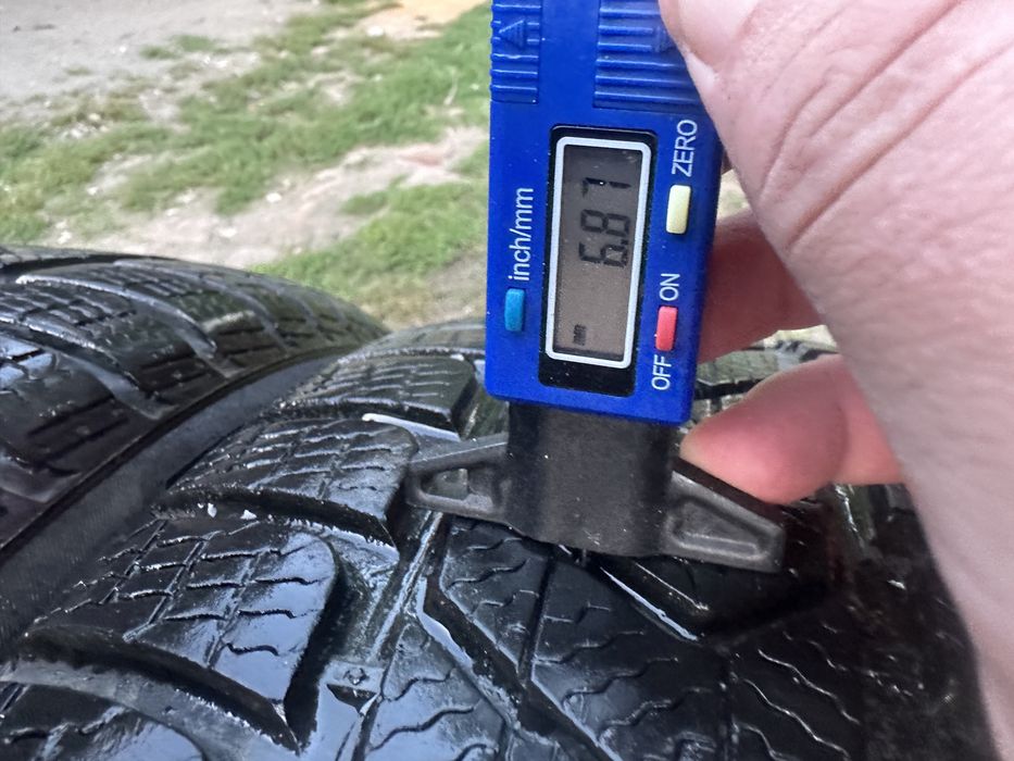 Шини зима 225/55 R17 Pirelli резина комплект