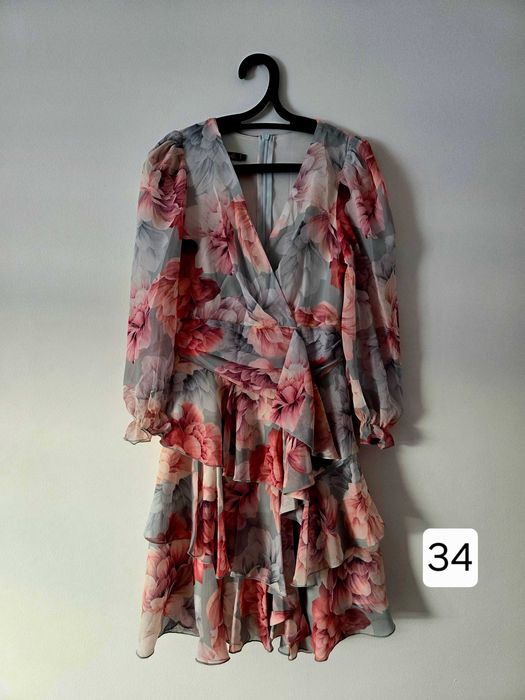 Sprzedam sukienkę w kwiaty