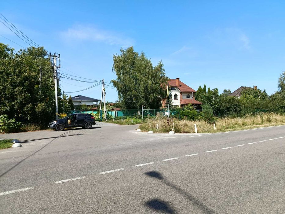 Продається унікальна ділянка 30 соток с. Нові Петрівці 7 км від Києва