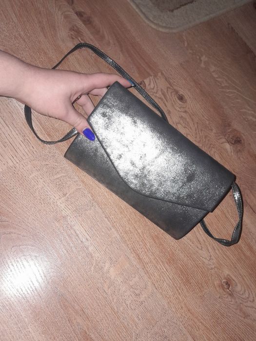Mała torebka wizytowa