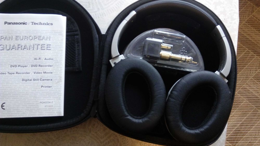 Провідні навушники Panasonic RP - HC500