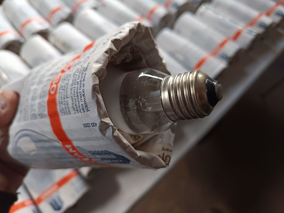 Lote de lâmpadas OSRAN para iluminarias de armazém