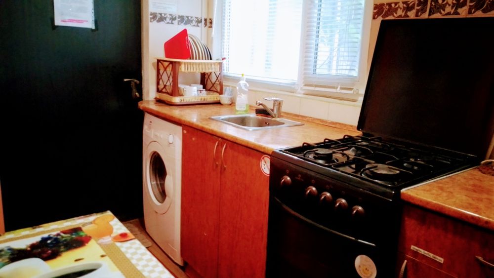 Посуточно 1 к.кв.Соборная/Макдональдс WI-FI, 2 кровати, докум, центр,