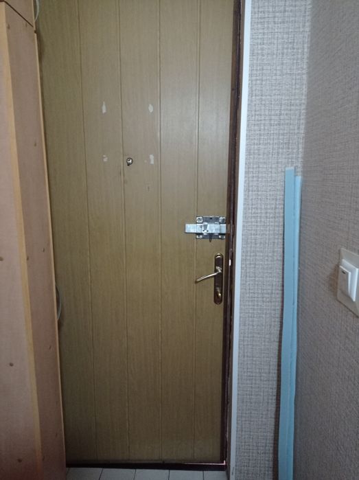 Продам 3 квартиру Будівельників( Колос)4/5 26500$торг