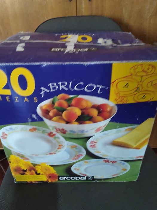 Serviço de cozinha com 20 peças