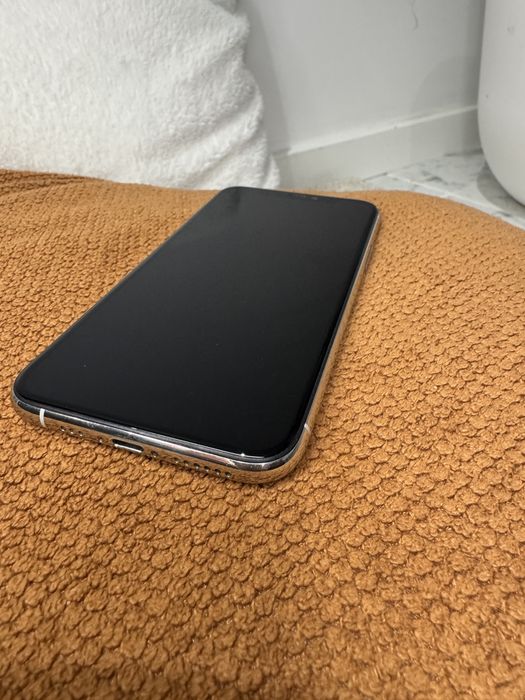 Iphone 11 pro (BATERIA 100%)
