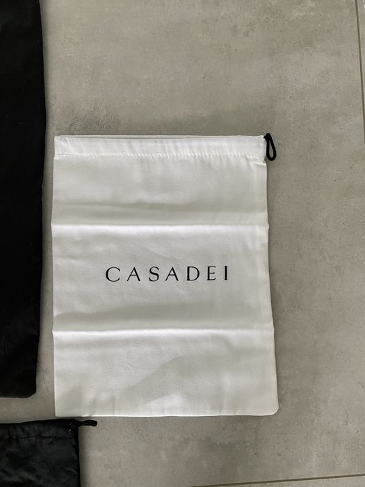 Just Cavalli, Casadei, Saint Laurent, Celin, Patrizia Pepe