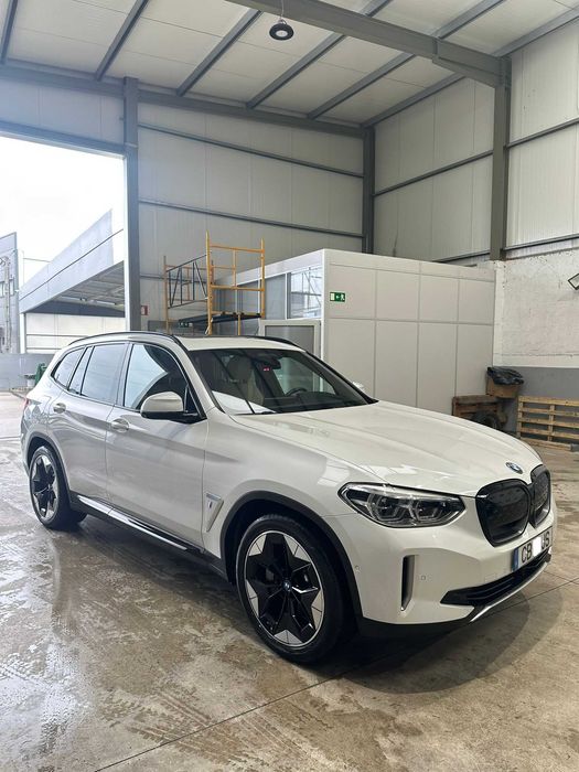 BMW iX3 Impressive