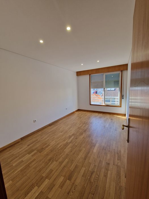 Vende-se apartamento T1 Ramalde