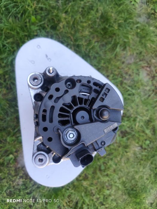 Генератор VW Golf,Caddy,Audi,Skoda,Seat 0124515010091 Bosch 120A.Ідеал