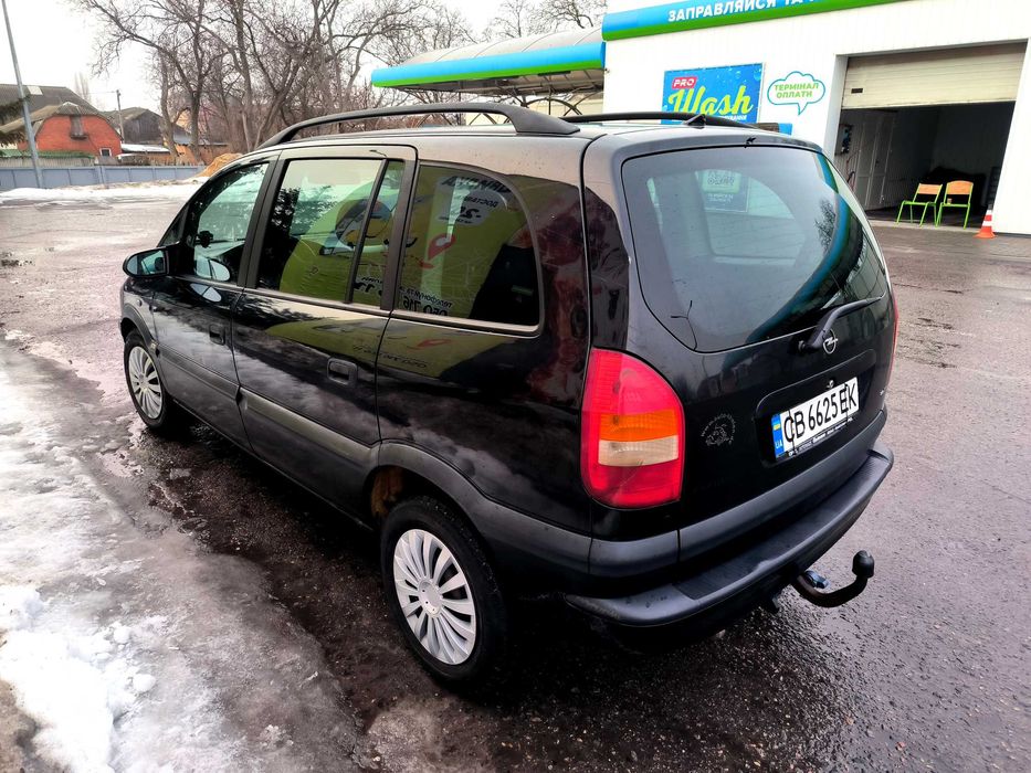 Опель Зафіра 7 місний мінівен