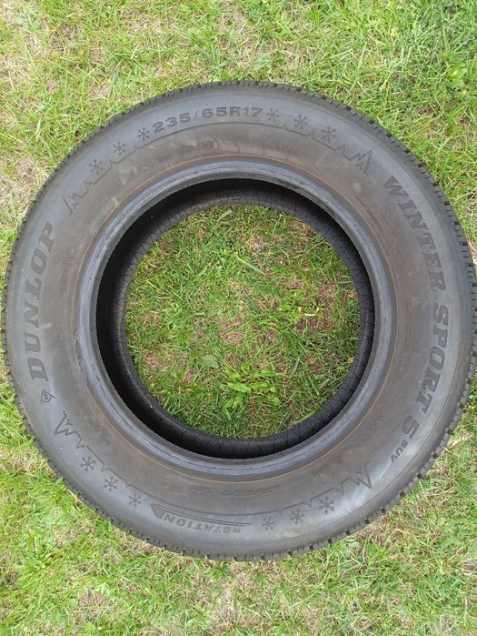 Dunlop Winter Sport 5 235/65 R17 104H – DOT 43/24
