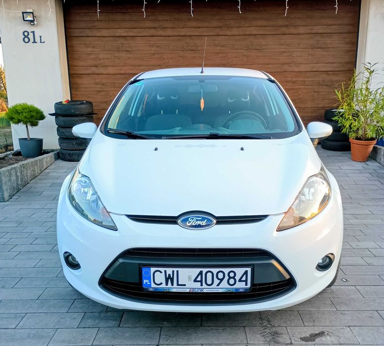 Sprzedam Ford Fiesta 1.25 benzyna, 82 KM, rok 2011. Stan idealny.