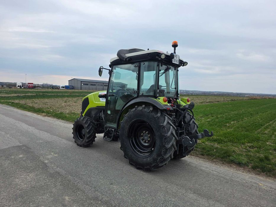 Ciągnik Sadowniczy Claas Nexos 240VL