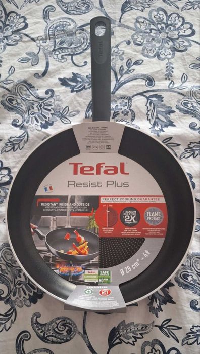 Patelnia Tefal 28cm