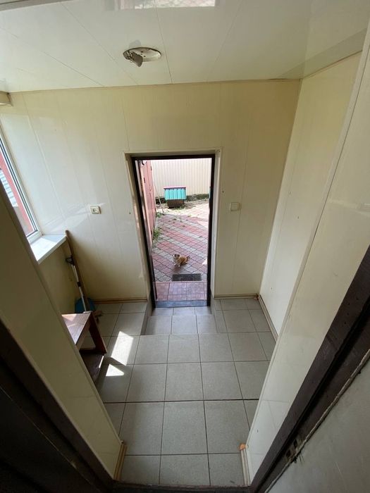 Продам сучасний будинок, сертификат