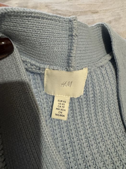 Вʼязаний кардиган H&M блакитного кольору