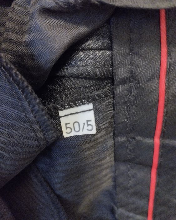 Продається весільний чоловічий костюм