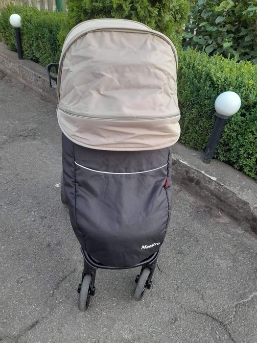 Прогулянкова коляска CARRELLO Maestro