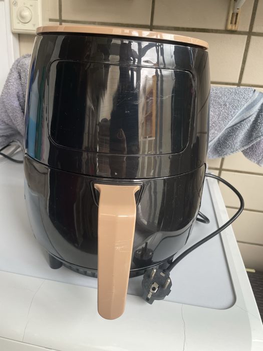 Air Fryer (nunca usada)