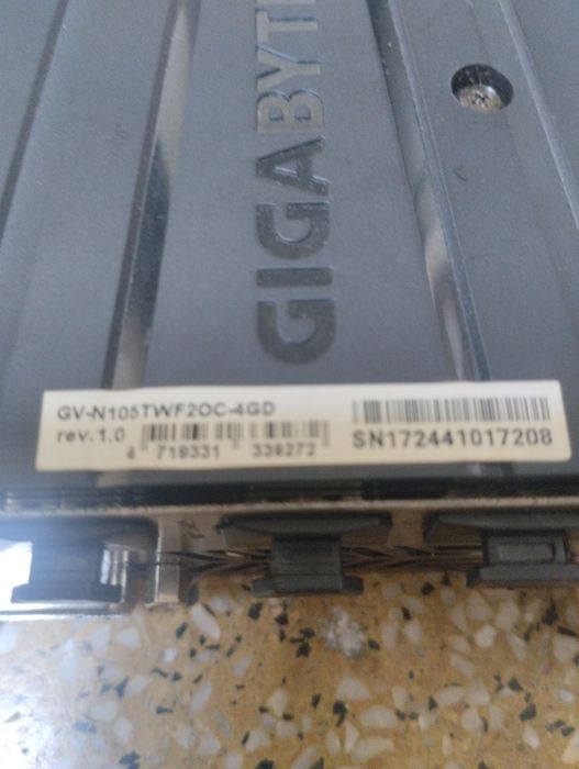 Placa gráfica gigabyte 4 Gb