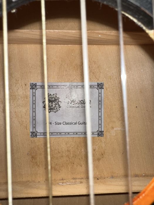 Classical Guitar 4/4 Messina
