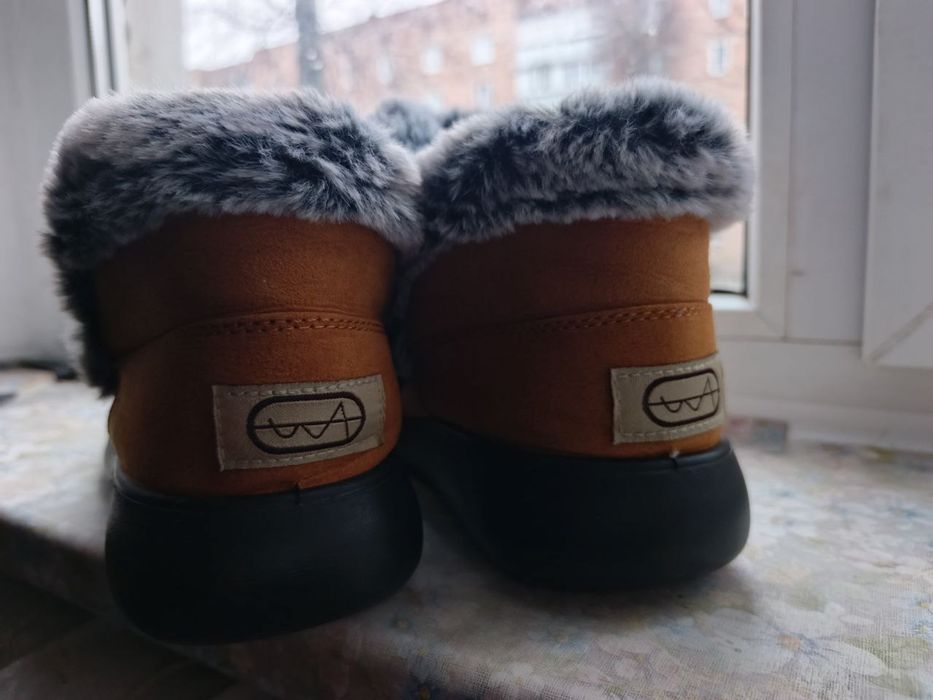 Жіночі теплі чобітки великого розміру