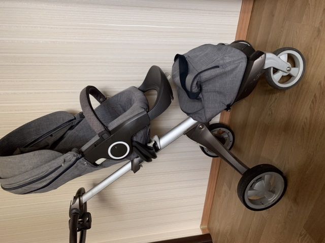 Детская коляска Stokke Xplory V3 (прогулка)