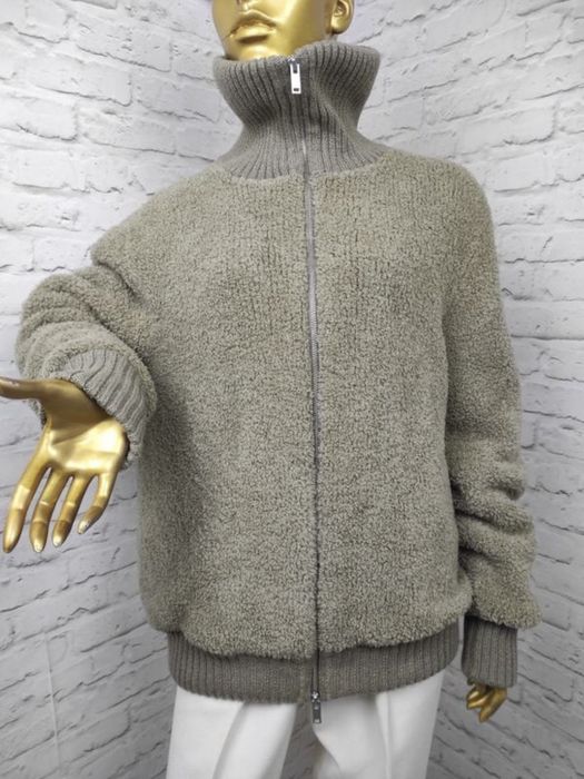 Бомбер тедді від Cos