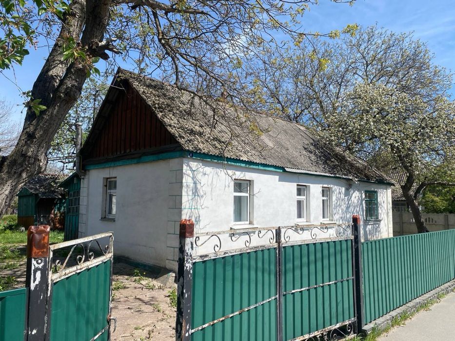 Продам будинок, в затишному районі, недалеко від центру м.Радомишль