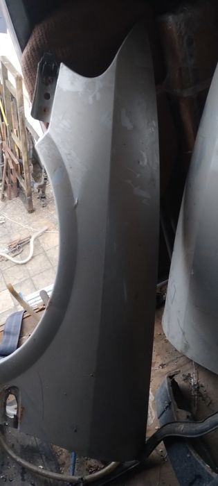 Крило переднє Опель вектра б opel vectra b праве ліве усілітель бампер