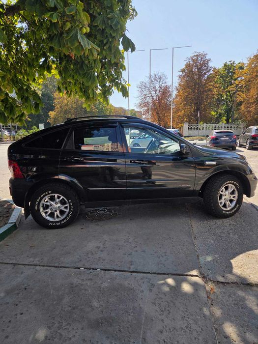 Продам ssangyong actyon 2012