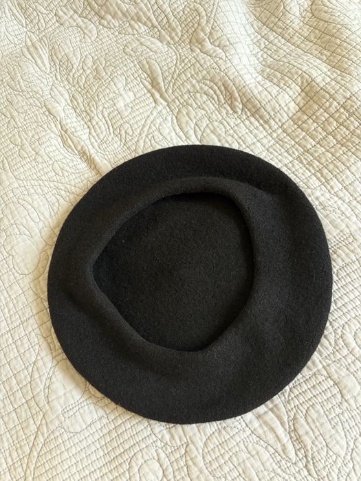 Beret klasyczny czarny vintage
