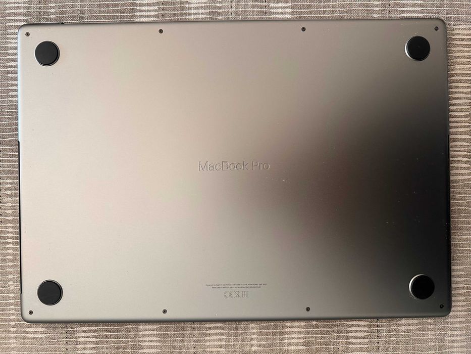 MacBook Pro M1 Max 16' - 32Gb Ram & 1Tb SSD