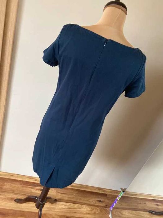 M l tatuum granatowa sukienka midi basic ponadczasowa do wszystkiego