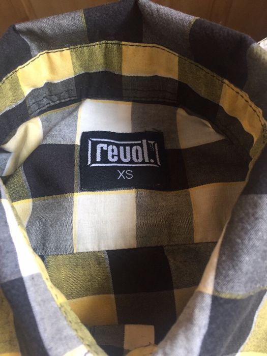 Рубашка Revol Новая
